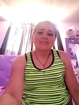 Snapshot of Guardianahot chatting on 03/10/25, 08:12 Guardianahot online show from 03/10/25, 08:12