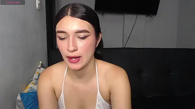 Snapshot of Anny_naf4 chatting on 09/23/25, 03:37 Anny naf4 online show from 09/23/25, 03:37