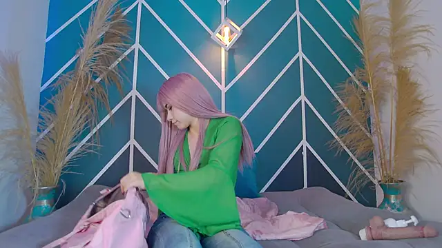 Arii moon online show from 10/09/25, 07:34