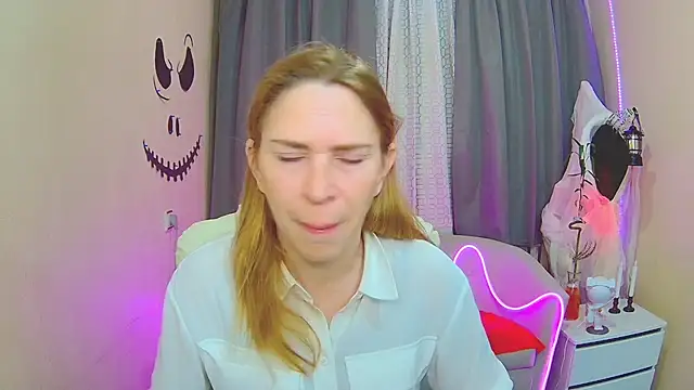 TessaDaybreak online show from 11/03/25, 07:20