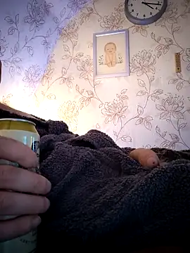 Teemu online show from 11/08/25, 02:17