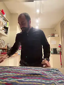 Snapshot of morfeoX chatting on 02/24/25, 06:49 morfeoX online show from 02/24/25, 06:49