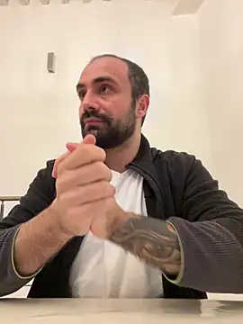 Snapshot of morfeoX chatting on 02/24/25, 08:03 morfeoX online show from 02/24/25, 08:03