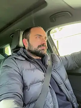 Snapshot of morfeoX chatting on 02/26/25, 10:26 morfeoX online show from 02/26/25, 10:26