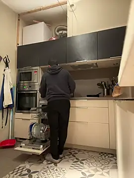 Snapshot of morfeoX chatting on 02/28/25, 06:31 morfeoX online show from 02/28/25, 06:31