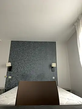 Snapshot of morfeoX chatting on 03/01/25, 01:18 morfeoX online show from 03/01/25, 01:18