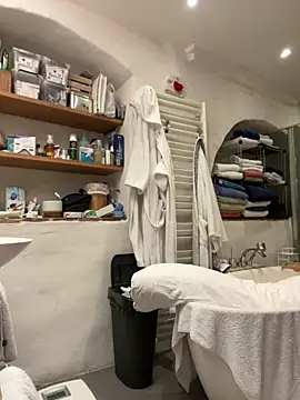 Snapshot of morfeoX chatting on 03/03/25, 06:48 morfeoX online show from 03/03/25, 06:48