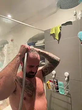 Snapshot of morfeoX chatting on 03/04/25, 08:38 morfeoX online show from 03/04/25, 08:38