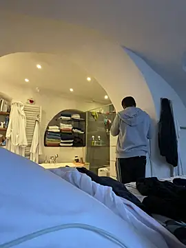 Snapshot of morfeoX chatting on 03/06/25, 04:38 morfeoX online show from 03/06/25, 04:38