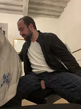 Snapshot of morfeoX chatting on 03/08/25, 08:35 morfeoX online show from 03/08/25, 08:35