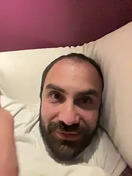 Snapshot of morfeoX chatting on 03/13/25, 08:43 morfeoX online show from 03/13/25, 08:43