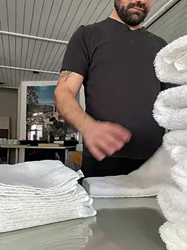 Snapshot of morfeoX chatting on 03/14/25, 01:35 morfeoX online show from 03/14/25, 01:35