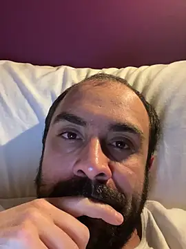 Snapshot of morfeoX chatting on 03/15/25, 10:11 morfeoX online show from 03/15/25, 10:11