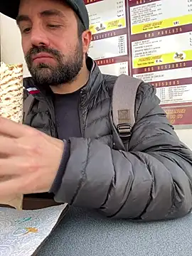 Snapshot of morfeoX chatting on 03/19/25, 10:55 morfeoX online show from 03/19/25, 10:55