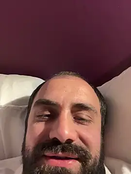 Snapshot of morfeoX chatting on 03/20/25, 09:35 morfeoX online show from 03/20/25, 09:35