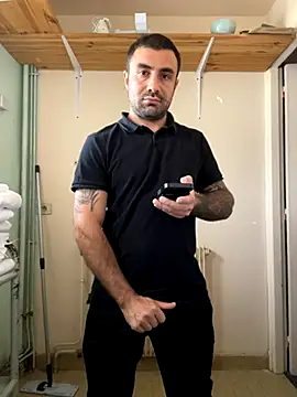 Snapshot of morfeoX chatting on 09/22/25, 09:33 morfeoX online show from 09/22/25, 09:33