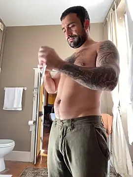 Snapshot of morfeoX chatting on 09/27/25, 03:17 morfeoX online show from 09/27/25, 03:17