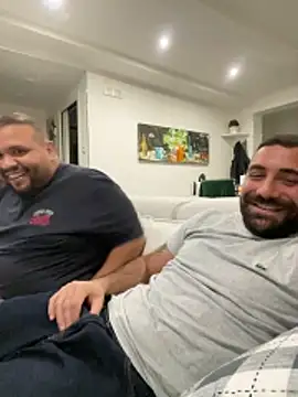 Snapshot of morfeoX chatting on 10/21/25, 05:46 morfeoX online show from 10/21/25, 05:46