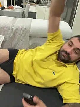 Snapshot of morfeoX chatting on 10/29/25, 07:04 morfeoX online show from 10/29/25, 07:04