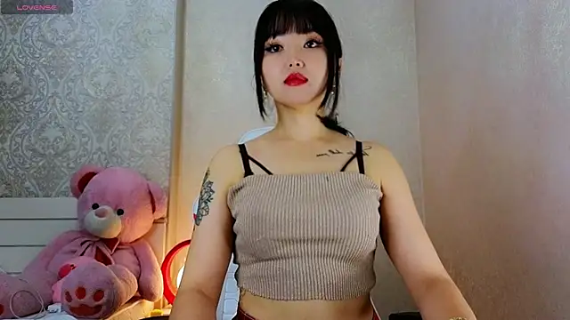 Demonic Angel  online show from 04/18/26, 03:27