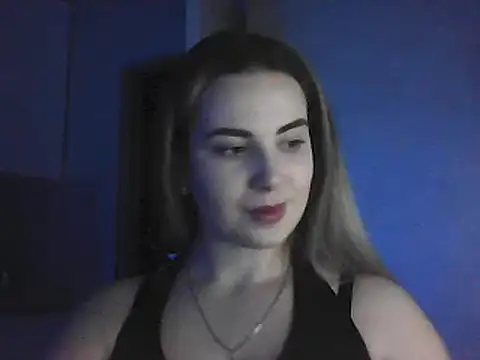 Snapshot of GoddessTenderness chatting on 02/14/25, 10:25 GoddessTenderness online show from 02/14/25, 10:25