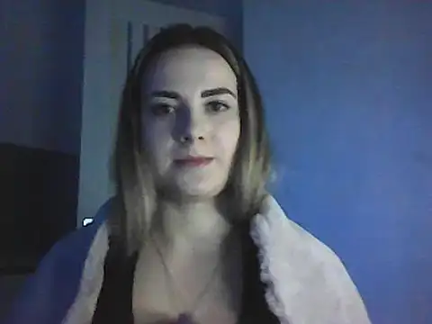 Snapshot of GoddessTenderness chatting on 02/15/25, 06:33 GoddessTenderness online show from 02/15/25, 06:33