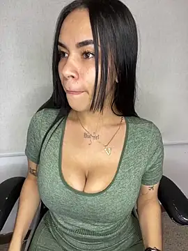 Naatalia online show from 02/19/25, 12:25