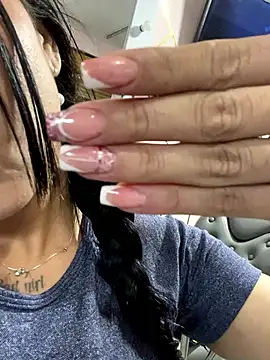 Naatalia online show from 02/19/25, 11:36