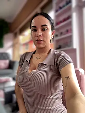 Naatalia online show from 09/22/25, 08:44