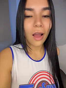 Naatalia online show from 04/16/26, 09:39