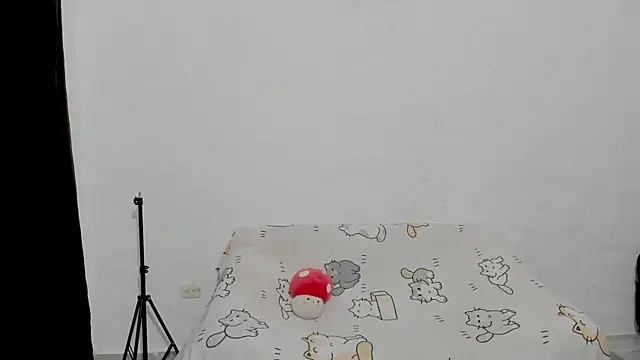 Naoko 7w7 online show from 01/13/26, 01:11