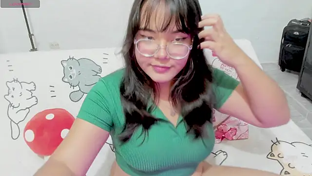 Naoko 7w7 online show from 02/15/26, 11:12