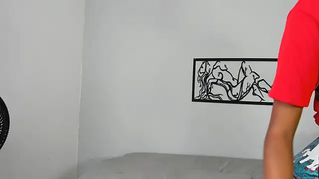 karina-lopez online show from 10/16/25, 02:07