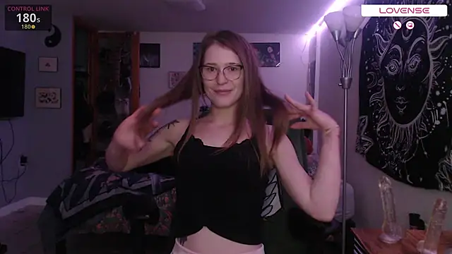 wetwildwhore online show from 11/14/25, 09:13