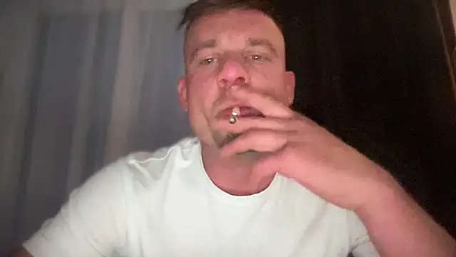 Snapshot of Hagener985 chatting on 05/18/26, 07:31 Hagener985 online show from 05/18/26, 07:31