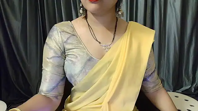 goldiwets online show from 10/10/25, 02:10