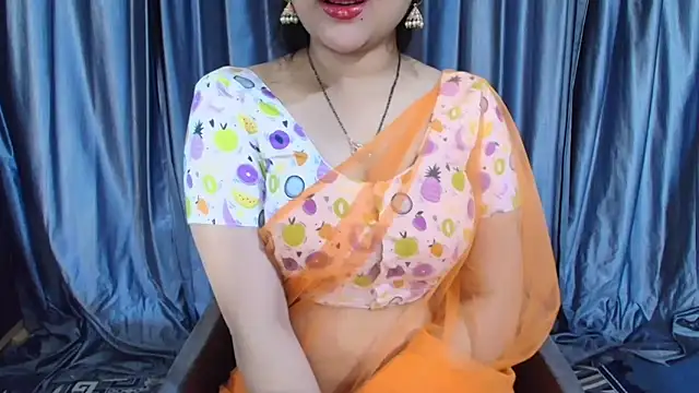 Snapshot of goldiwets chatting on 02/13/26, 04:08 goldiwets online show from 02/13/26, 04:08