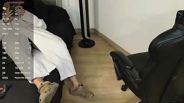 Snapshot of kevin_jef chatting on 03/30/26, 05:14 kevin jef online show from 03/30/26, 05:14