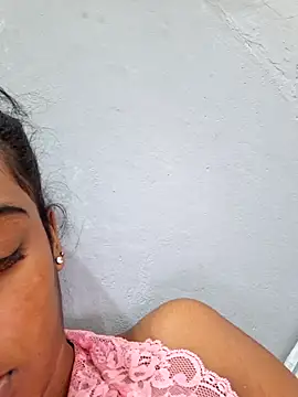 indianpink lips online show from 02/17/25, 10:18