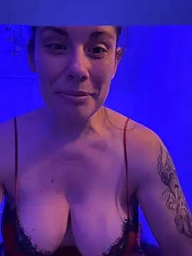 Lar0uch online show from 02/19/25, 07:27