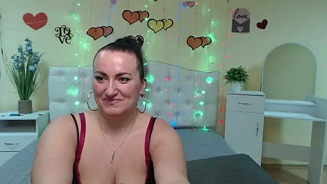 DianaMGG online show from 03/12/25, 01:08