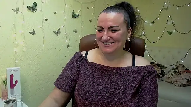 Snapshot of DianaMGG chatting on 03/05/26, 06:31 DianaMGG online show from 03/05/26, 06:31