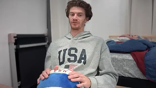 Snapshot of greekmythics chatting on 12/16/25, 07:13 greekmythics online show from 12/16/25, 07:13