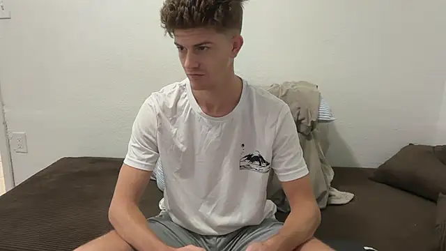 Snapshot of greekmythics chatting on 04/03/26, 11:41 greekmythics online show from 04/03/26, 11:41