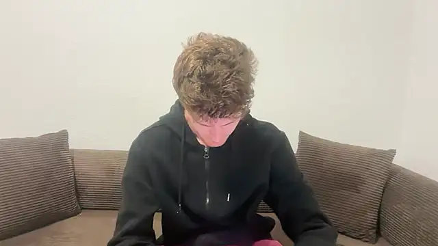 Snapshot of greekmythics chatting on 04/06/26, 08:15 greekmythics online show from 04/06/26, 08:15