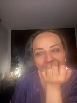 Snapshot of Azaahara_ chatting on 07/16/26, 01:55 Azaahara online show from 07/16/26, 01:55