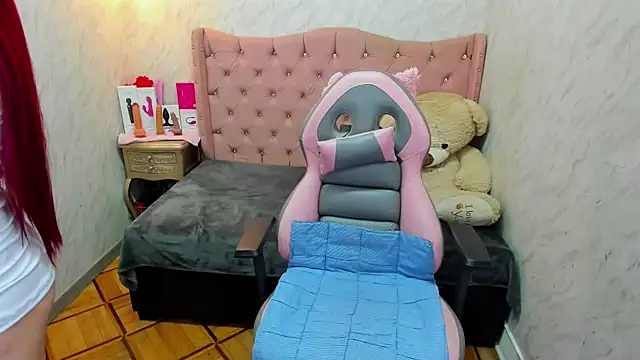 Snapshot of Lianngrace chatting on 10/31/25, 01:45 Lianngrace online show from 10/31/25, 01:45