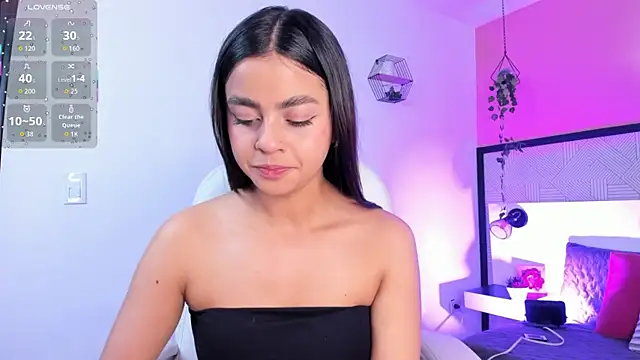 Bella walker  online show from 03/20/26, 08:03