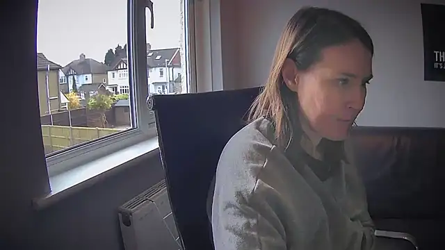 Snapshot of eatmypie69 chatting on 03/10/26, 10:31 eatmypie69 online show from 03/10/26, 10:31