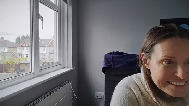 Snapshot of eatmypie69 chatting on 04/03/26, 01:31 eatmypie69 online show from 04/03/26, 01:31